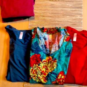 Lot of 3 lynnae tops. Blue is NWT